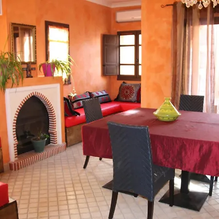 Erfou, 7 Au Village Naturiste Couple Only Riad