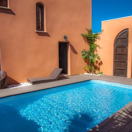 Erfou, 7 Au Village Naturiste Couple Only